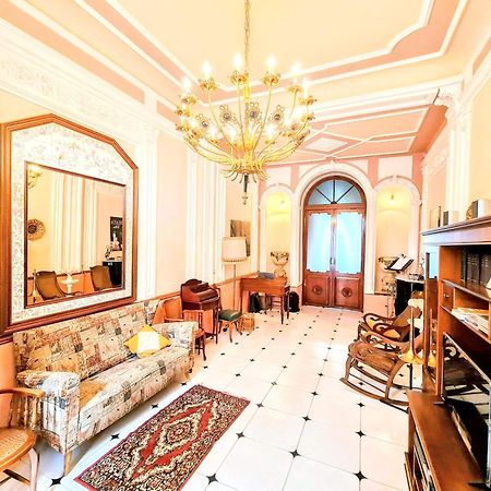 La Traviata - Bunolアパートホテル エクステリア 写真